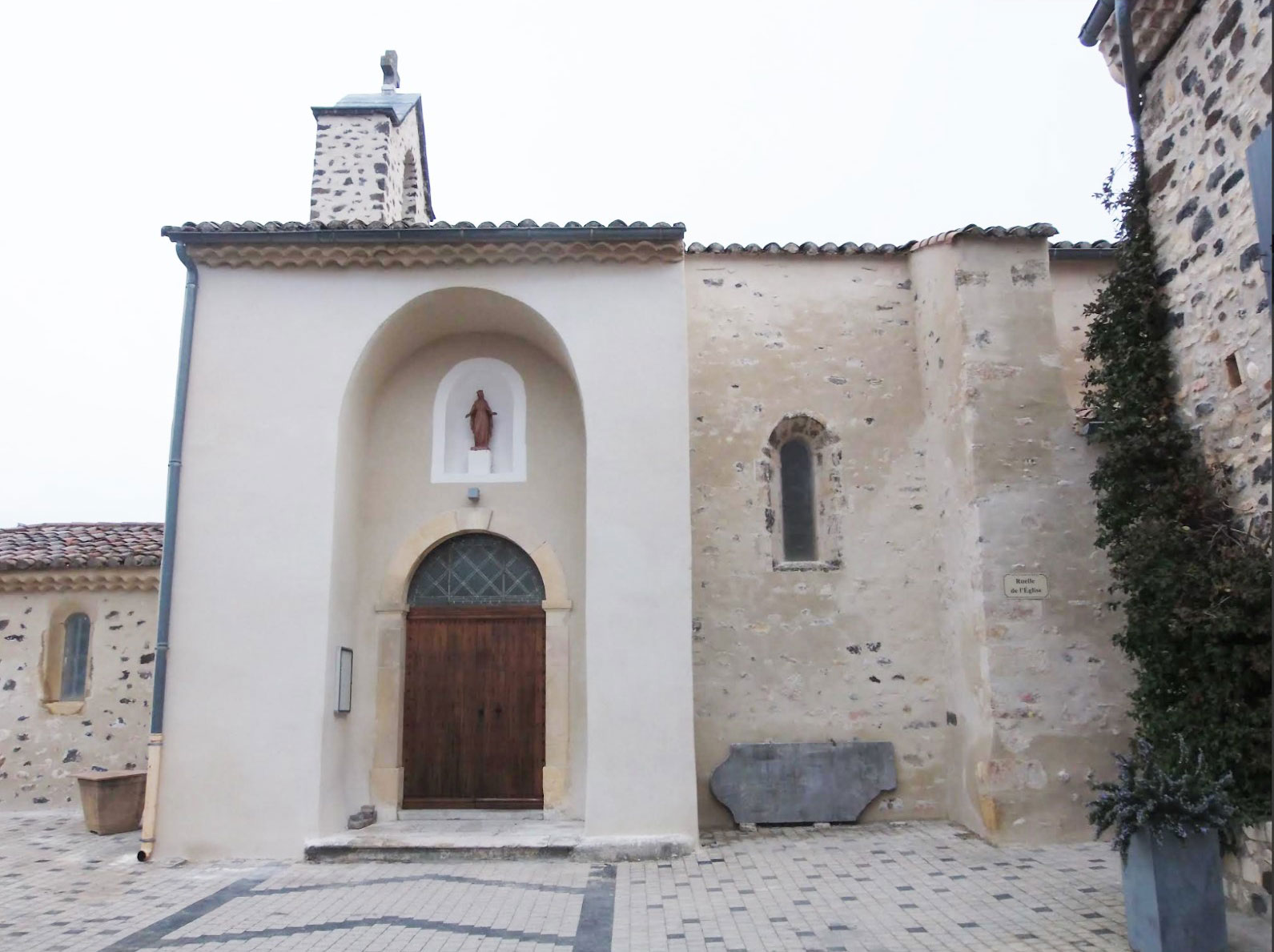 eglise de saint vincent de barres