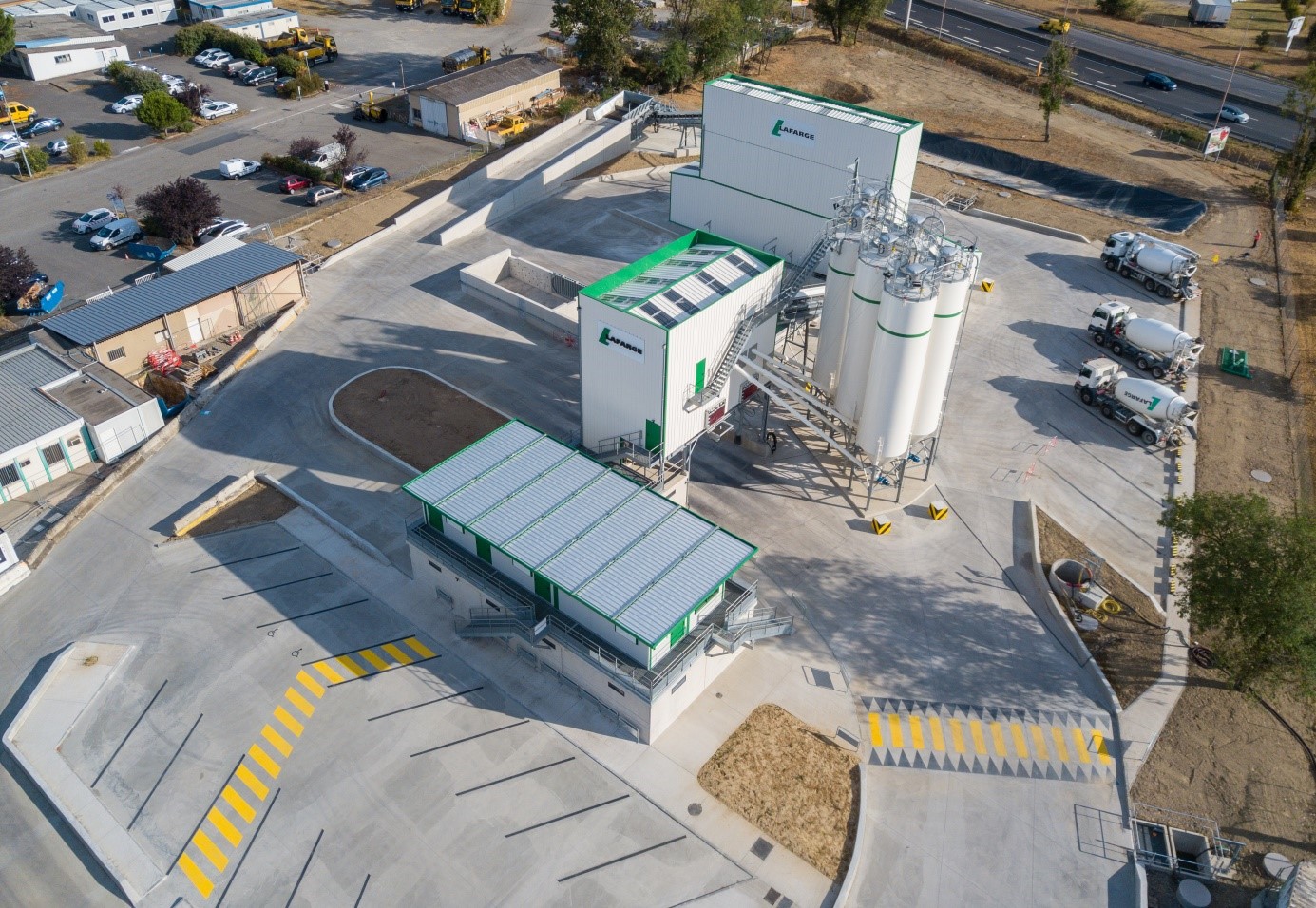 image lafargeholcim investit 3 millions deuros dans une nouvelle generation de centrale a beton a toulouse image lafargeholcim investit 3 millions deuros dans une nouvelle generation de centrale a beton a toulouse