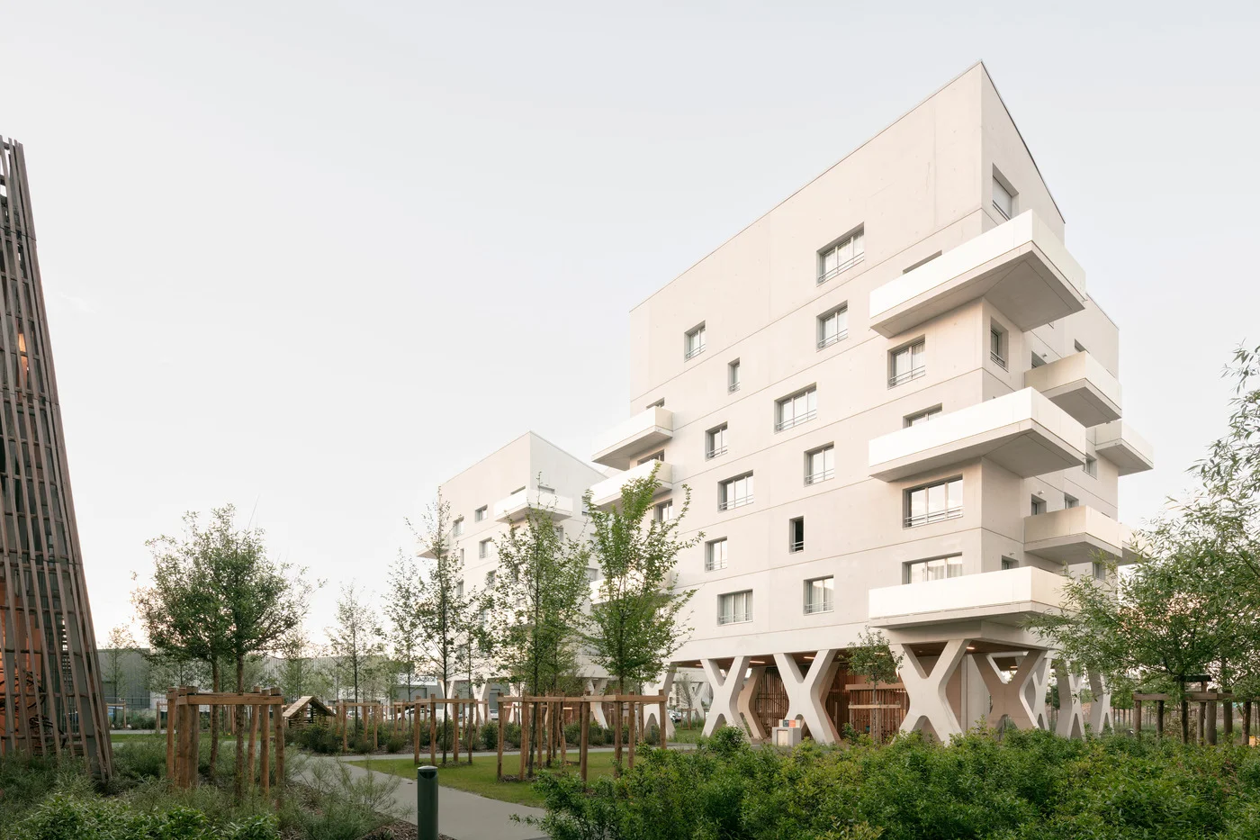 Combo à Bordeaux par Leibar Seigneurin Architectes