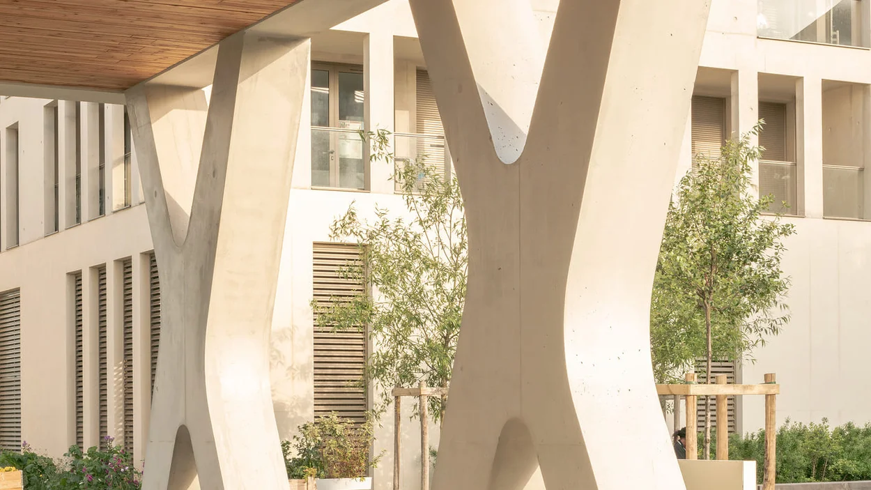 Piliers du Combo à Bordeaux par Leibar Seigneurin Architectes